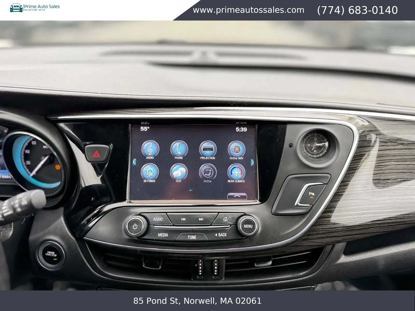 Used 2017 Buick Envision Essence FWD image 21