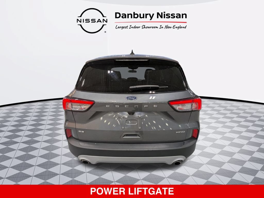 Used 2022 Ford Escape SE w/ Cold Weather Package AWD/4WD image 4