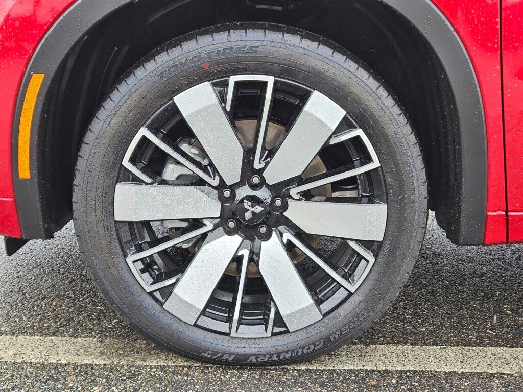 New 2025 Mitsubishi Outlander SEL image 31
