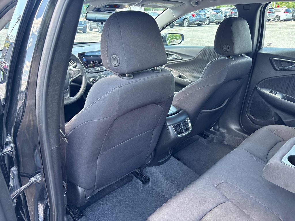 Used 2025 Chevrolet Malibu LT FWD image 20