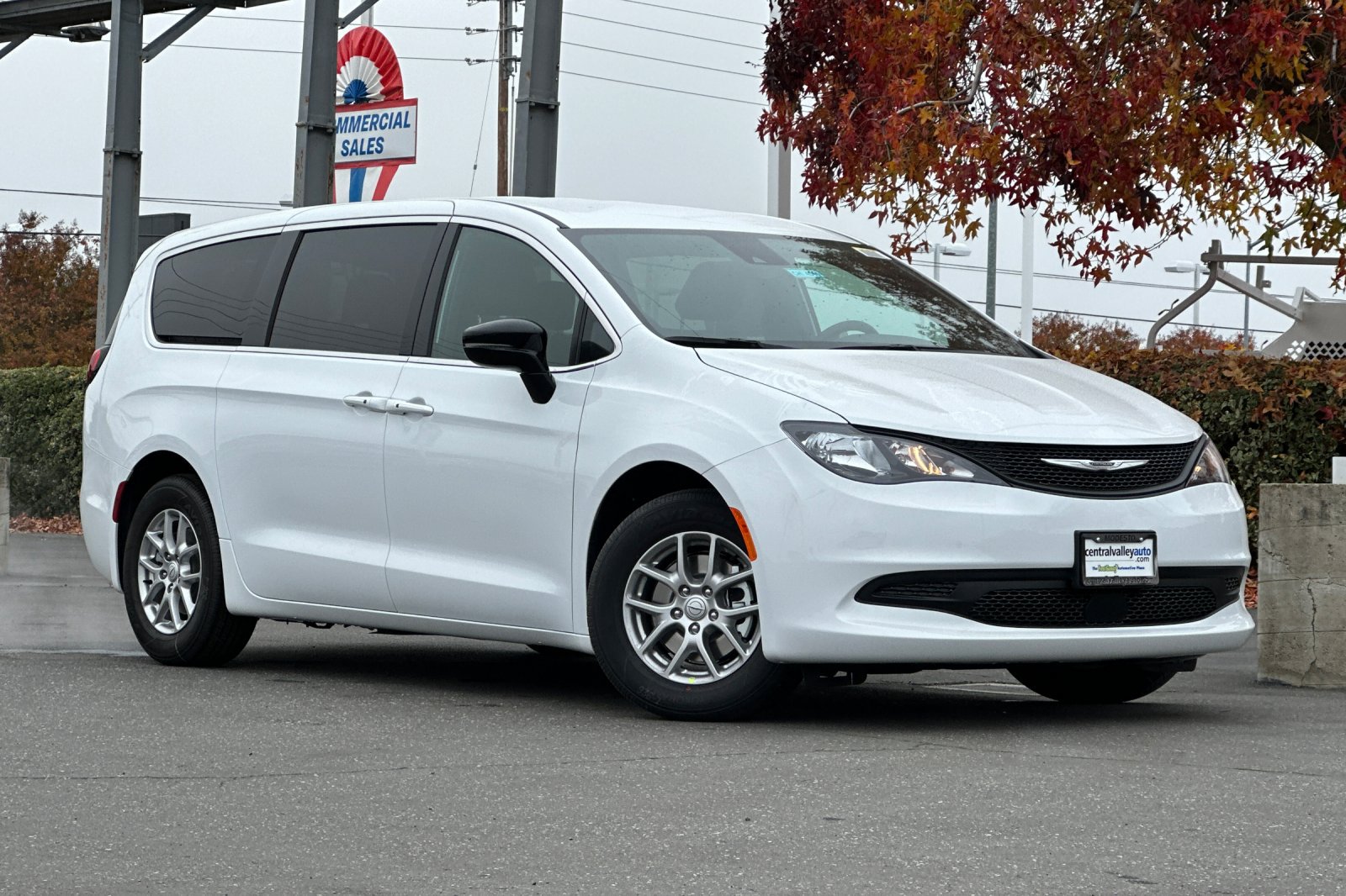 New 2026 Chrysler Voyager LX FWD image 2