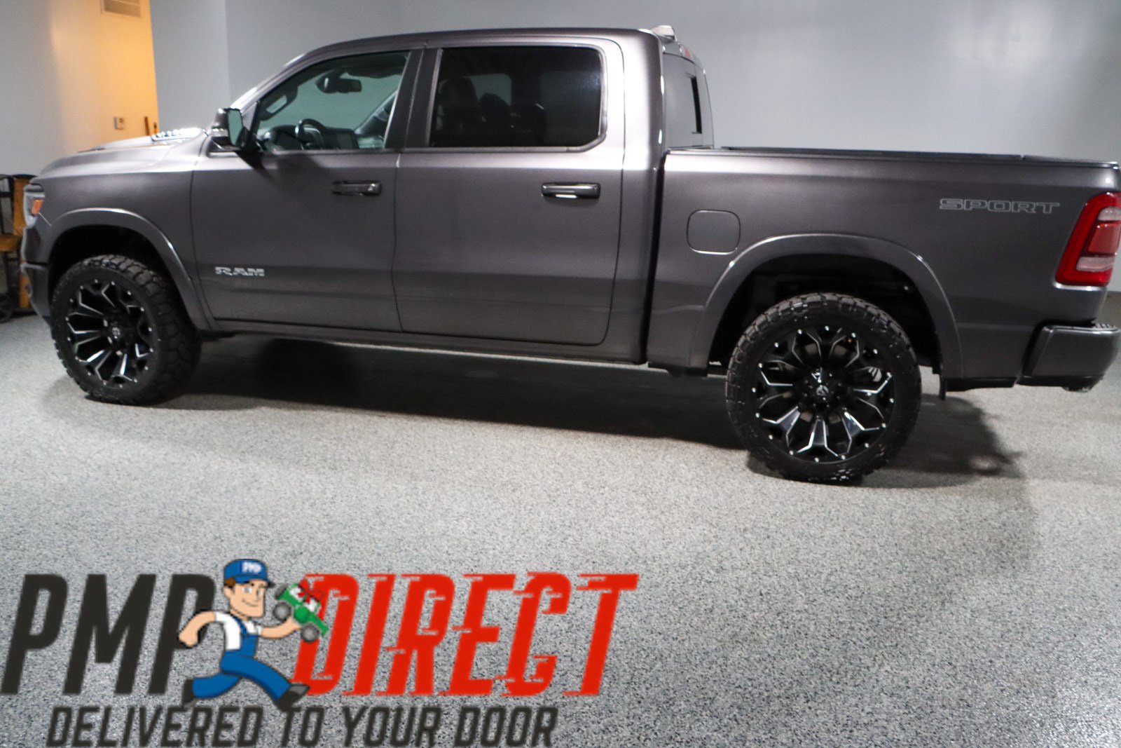 Used 2020 RAM 1500 Laramie w/ Sport Appearance Package image 10