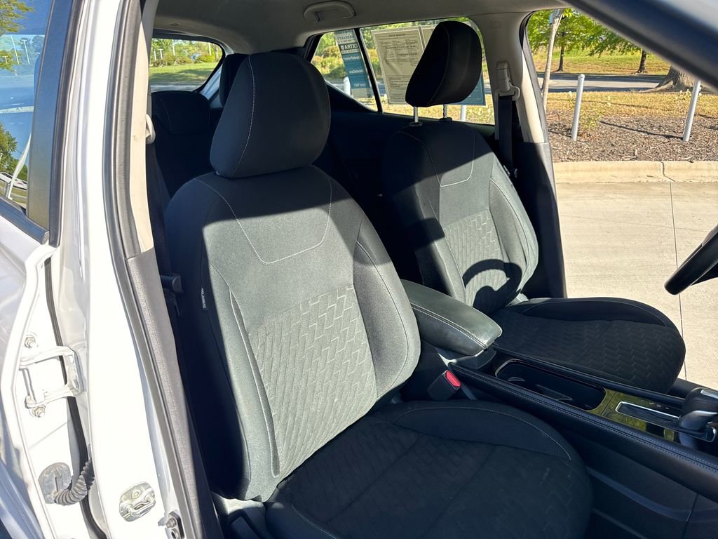 Used 2022 Nissan Kicks SV image 33