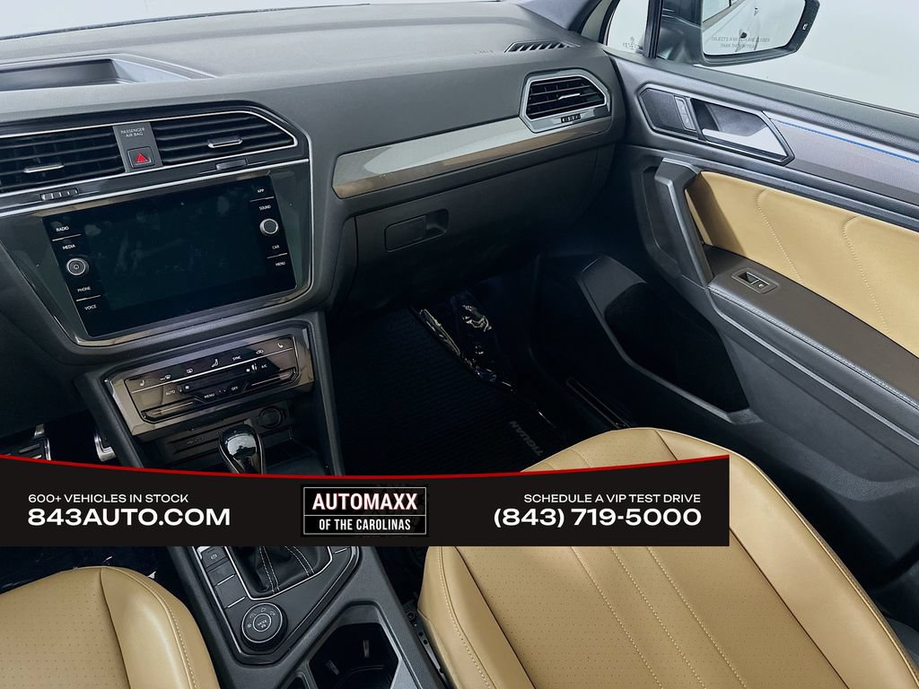 Used 2024 Volkswagen Tiguan SE R-Line AWD/4WD image 19