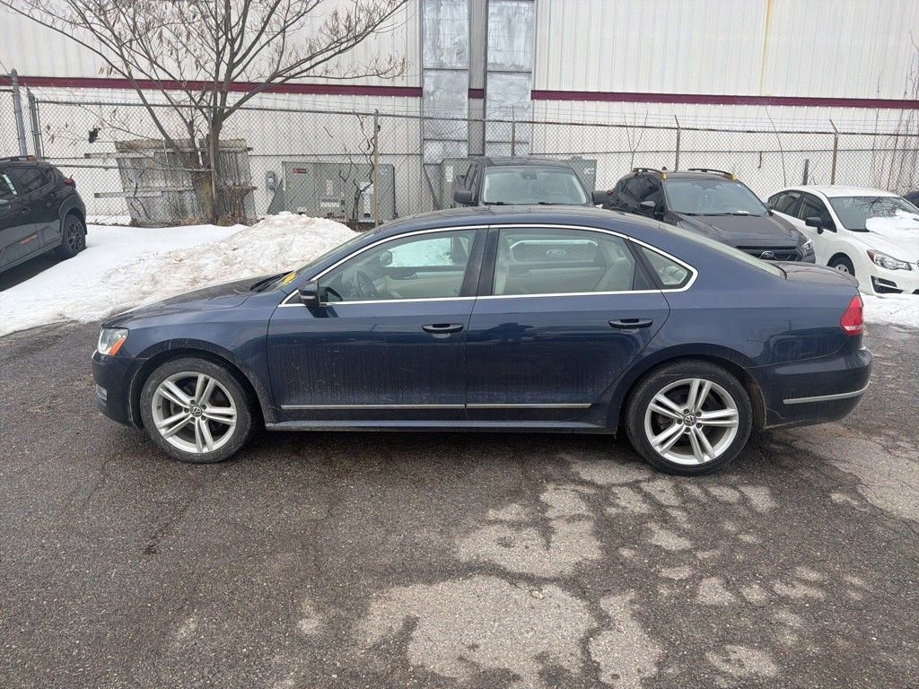 Used 2013 Volkswagen Passat TDI SE image 7