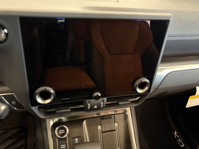New 2026 Lexus GX 550 AWD/4WD image 16