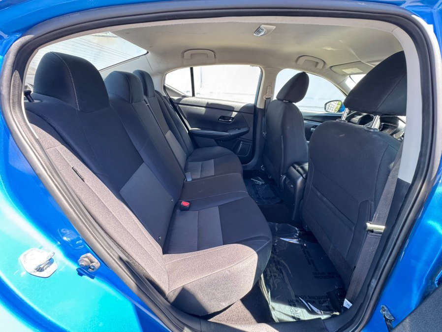 Used 2024 Nissan Sentra SV FWD image 12