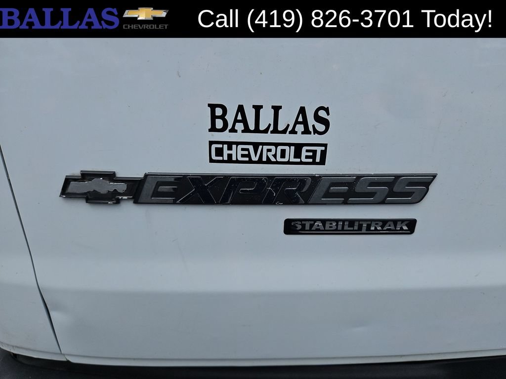 Used 2014 Chevrolet Express 2500 RWD image 31