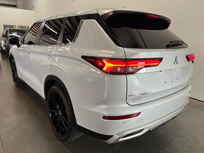 Used 2023 Mitsubishi Outlander SE FWD image 7