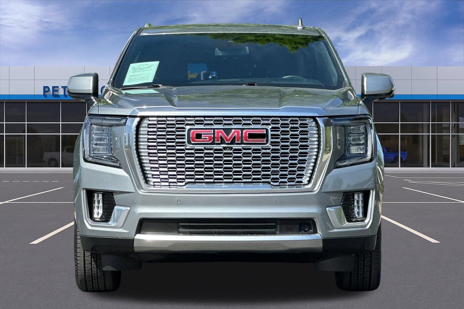 Certified 2024 GMC Yukon XL Denali AWD/4WD image 9
