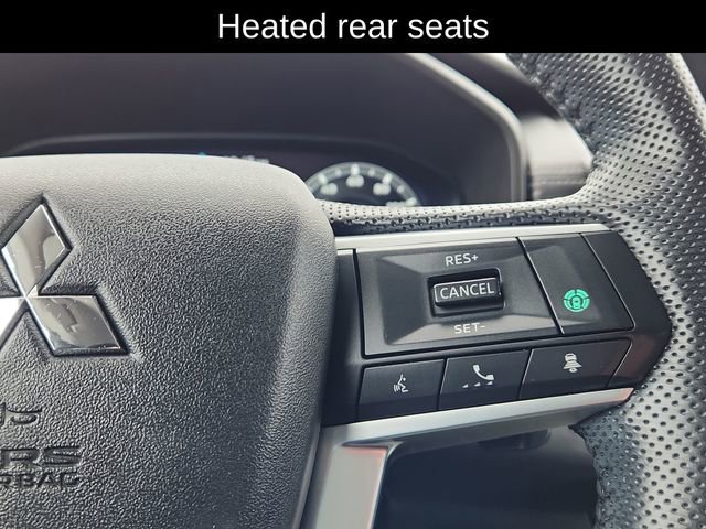 Used 2023 Mitsubishi Outlander SEL image 41