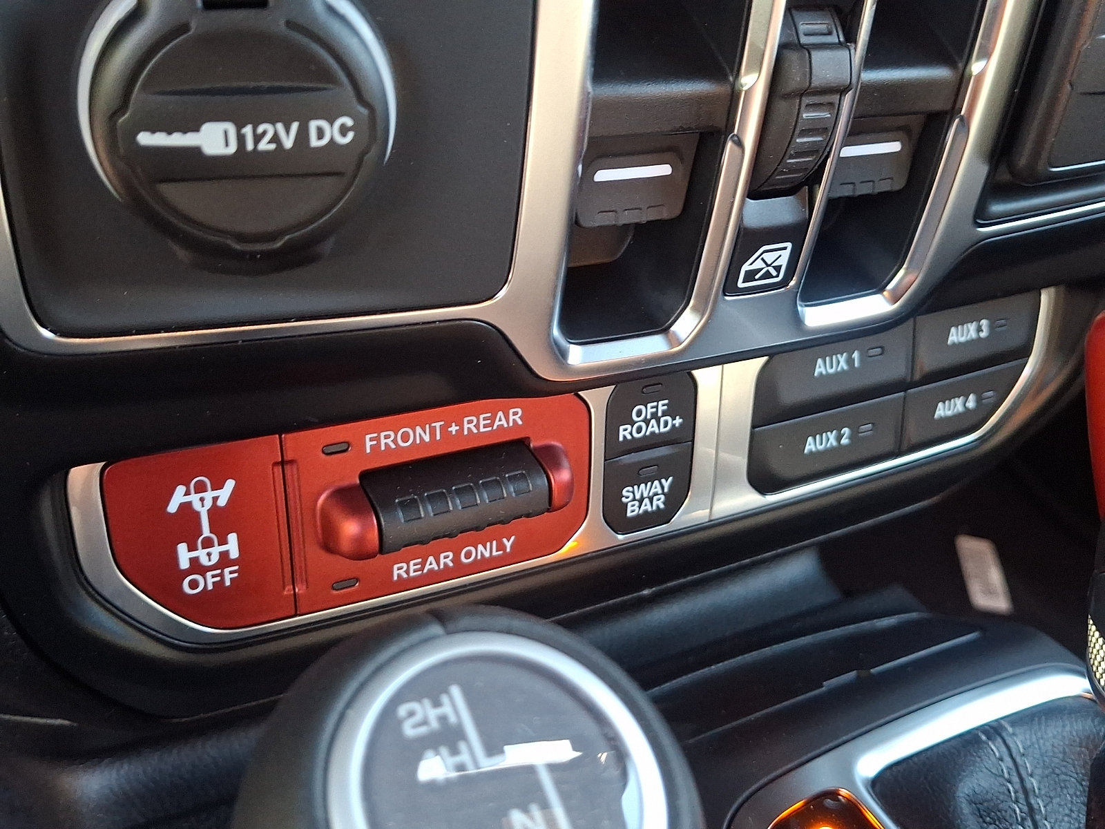 New 2026 Jeep Wrangler Unlimited Rubicon w/ Safety Group AWD/4WD image 22