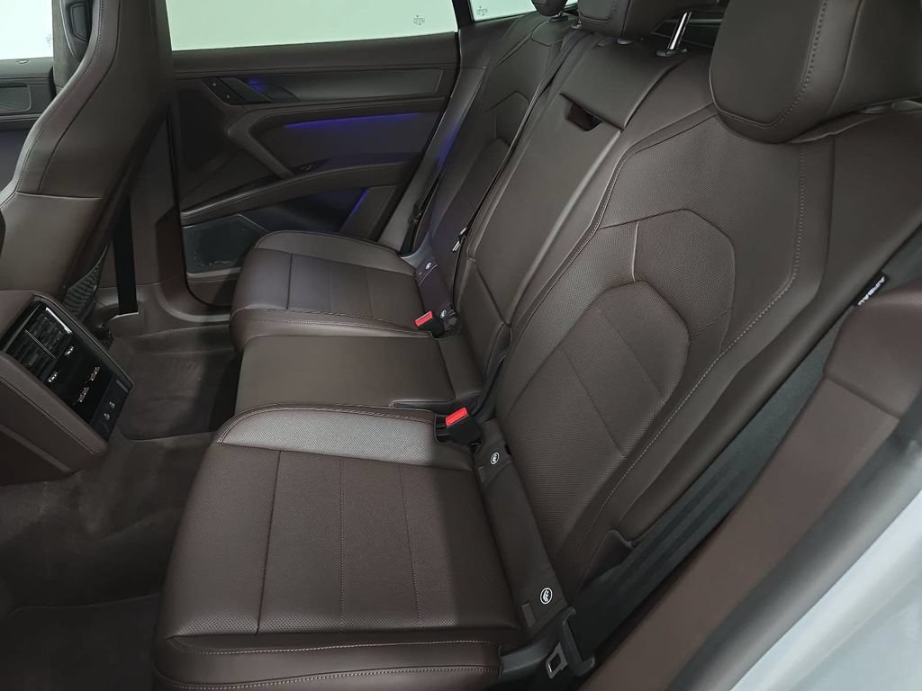 New 2026 Porsche Cayenne Turbo AWD/4WD image 27
