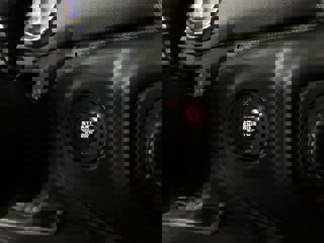 Used 2021 Jeep Wrangler Unlimited Sahara w/ Cold Weather Group image 17