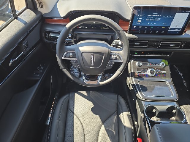 Certified 2023 Lincoln Nautilus Reserve w/ Monochromatic Package AWD/4WD image 26