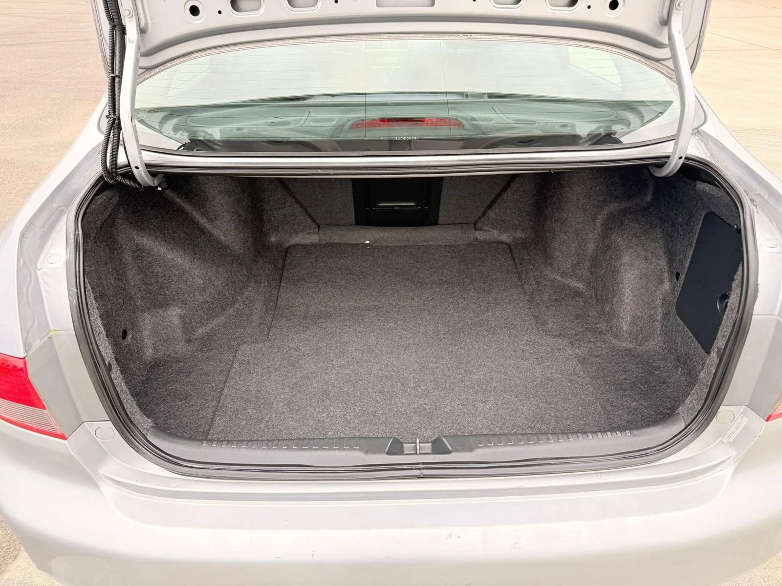 Used 2003 Honda Accord LX image 18