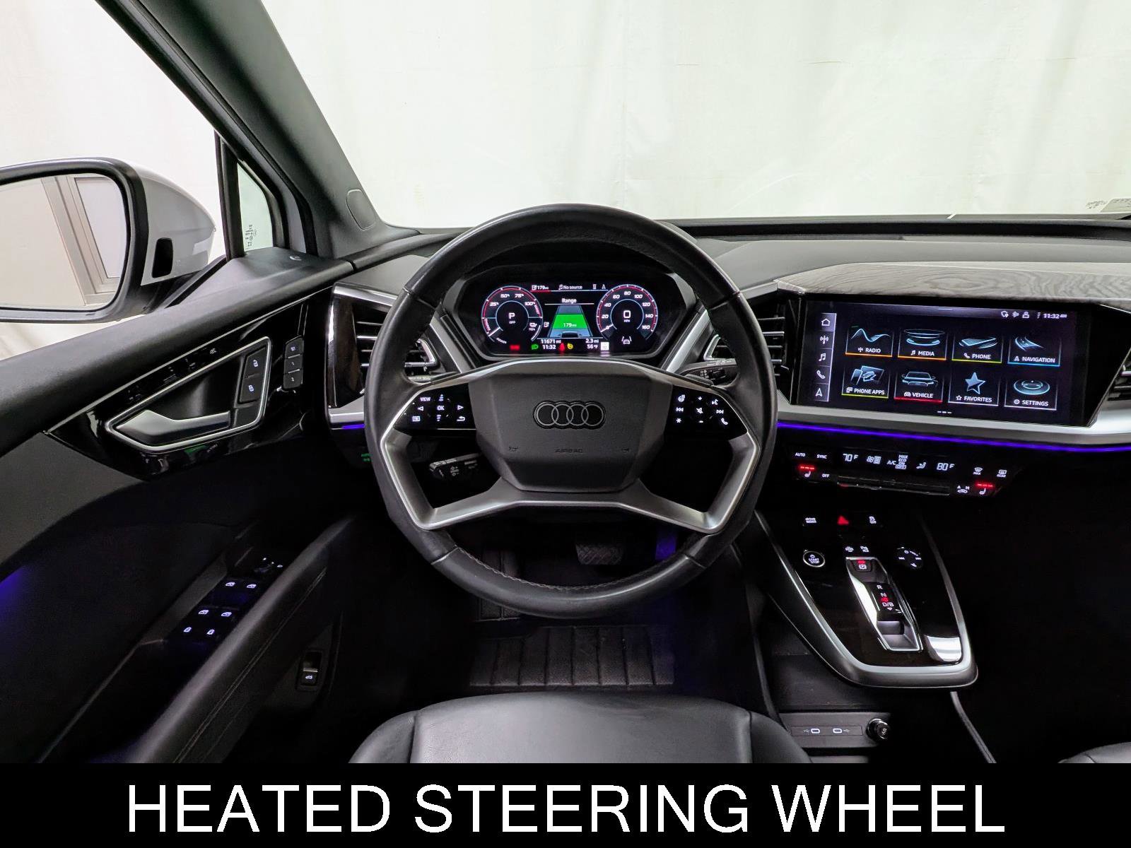 Used 2024 Audi Q4 e-tron Premium Plus image 2