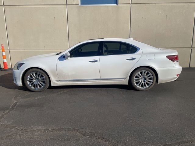 Used 2017 Lexus LS 460 AWD w/ Comfort Package image 3