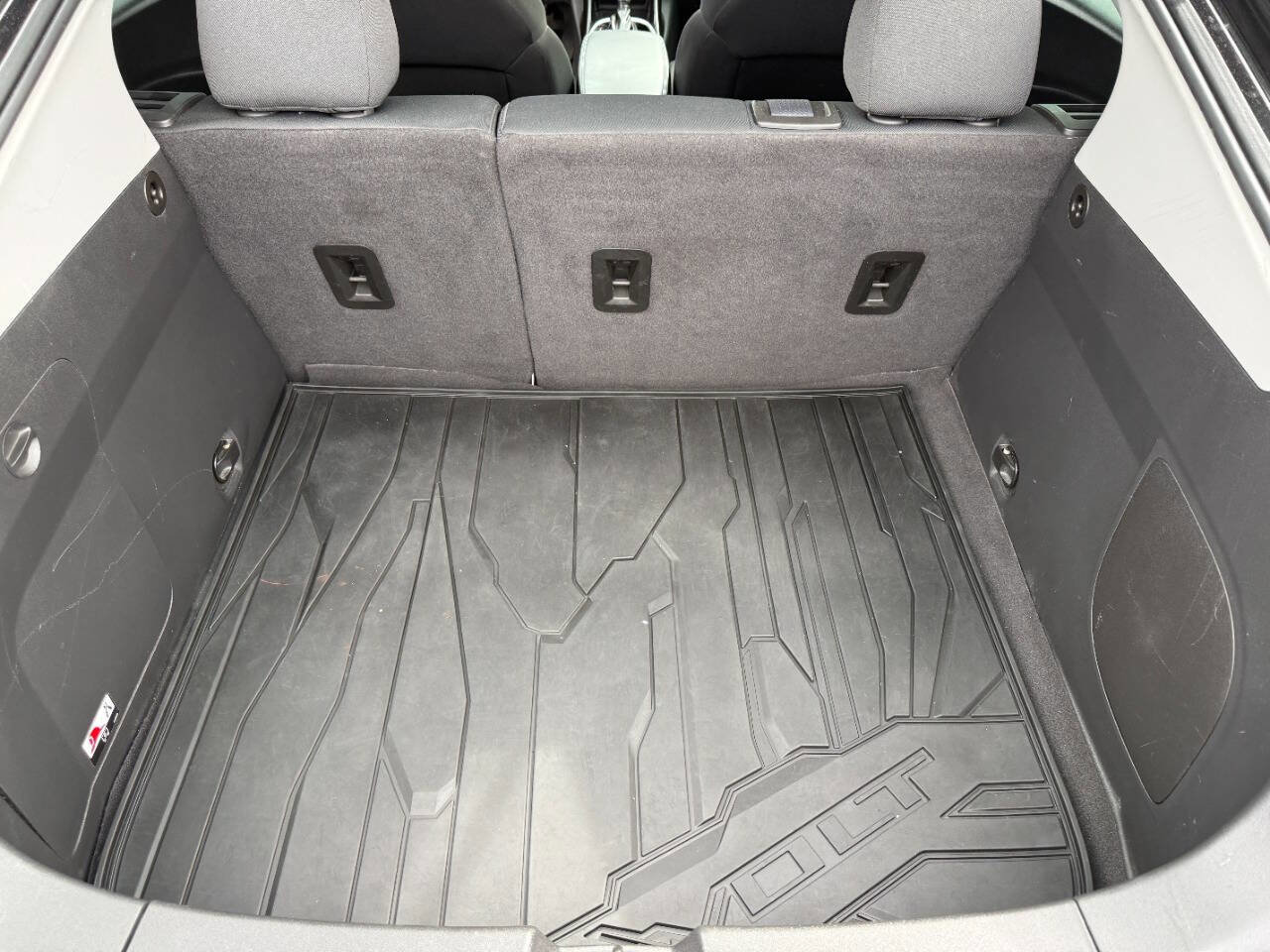 Used 2017 Chevrolet Volt LT image 25