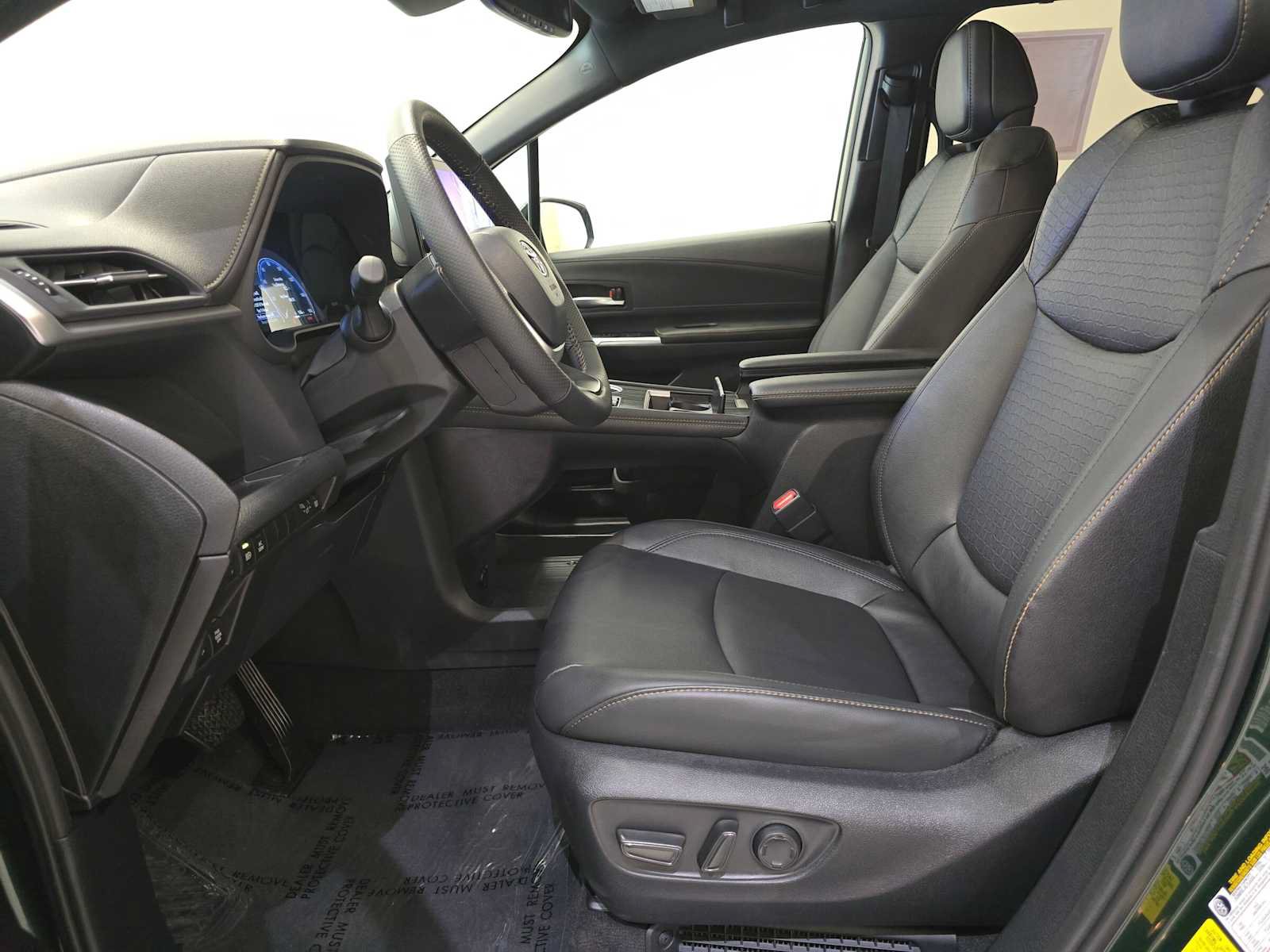 Certified 2026 Toyota Sienna XLE Woodland Edition AWD/4WD image 21