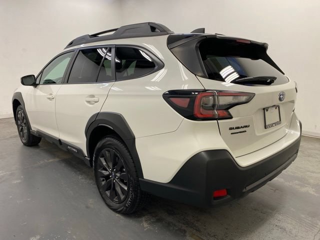 Used 2025 Subaru Outback Onyx Edition AWD/4WD image 4