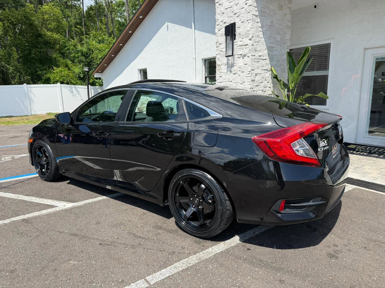 Used 2016 Honda Civic EX image 11