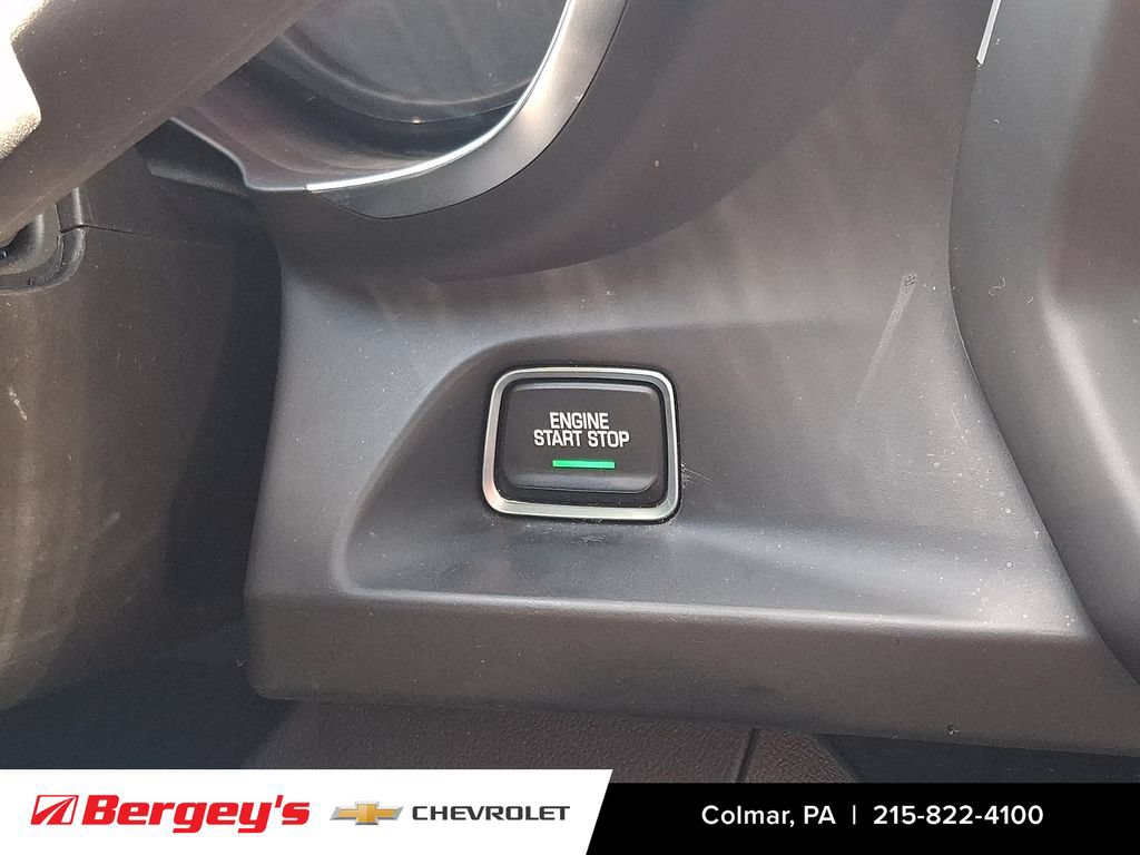 Used 2022 Chevrolet Camaro SS RWD image 24