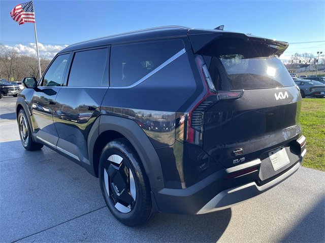 New 2026 Kia EV9 Wind image 3
