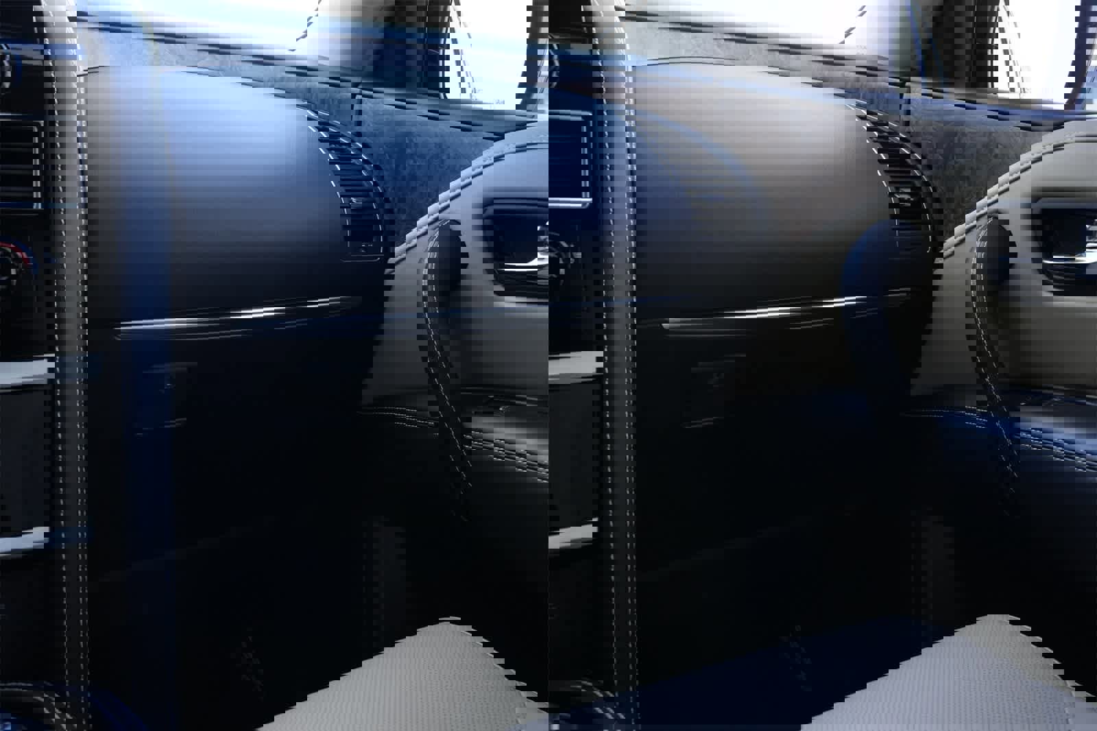 Certified 2023 INFINITI QX80 Premium Select w/ All-Season Package image 8