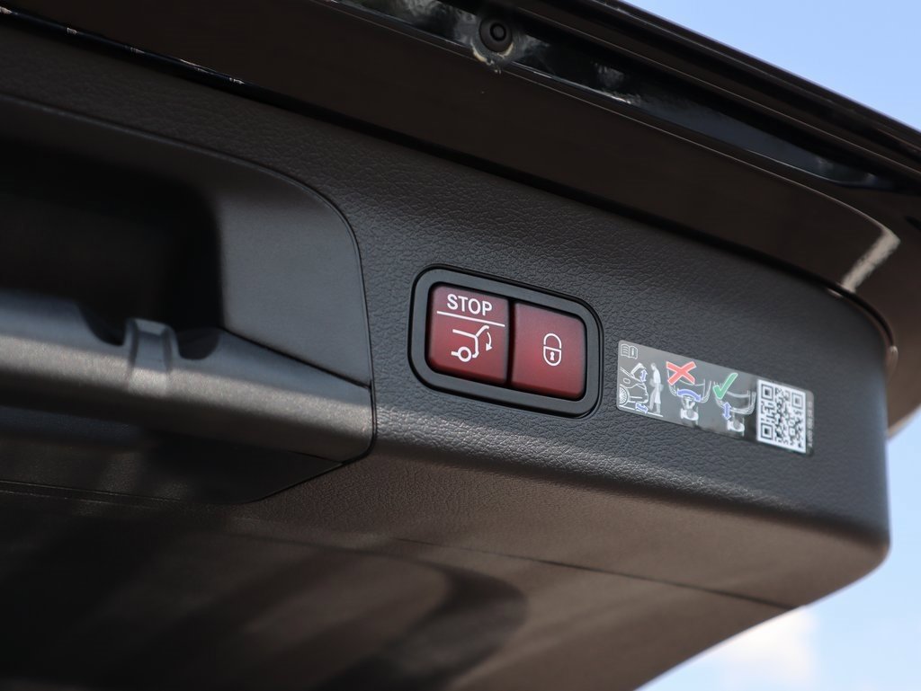 New 2026 Mercedes-Benz GLS 580 4MATIC image 20