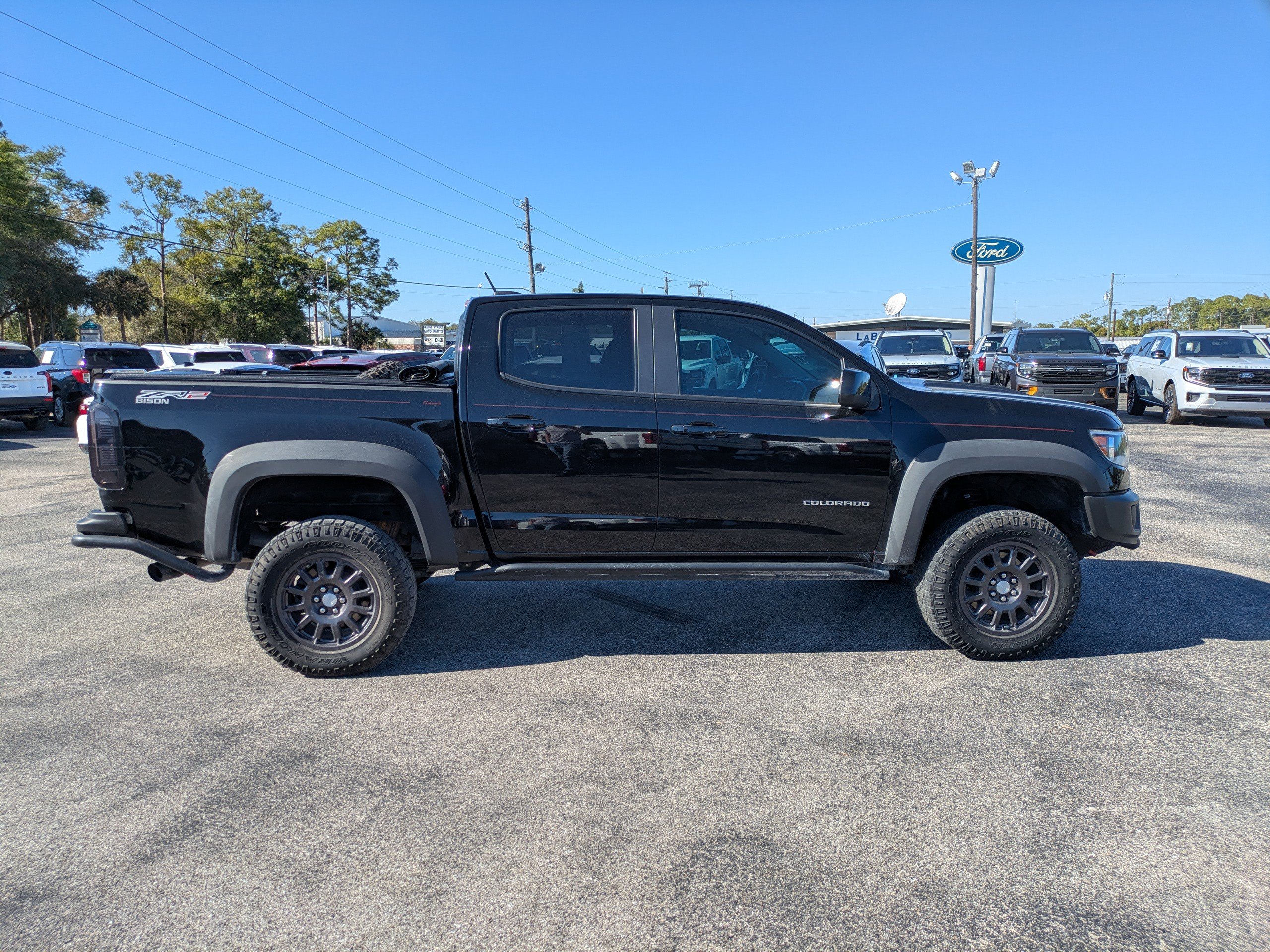 Used 2022 Chevrolet Colorado ZR2 w/ Colorado ZR2 Bison Edition AWD/4WD image 3