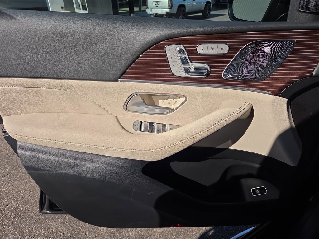 Certified 2023 Mercedes-Benz GLS 580 4MATIC image 19