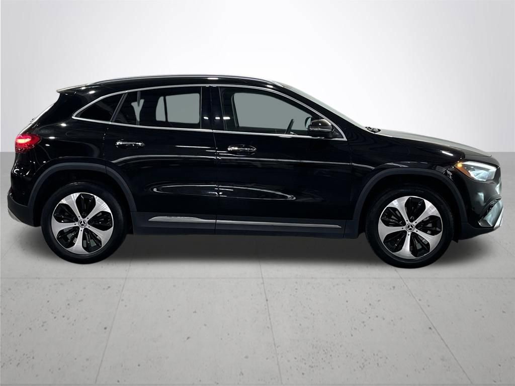 Used 2025 Mercedes-Benz GLA 250 image 9
