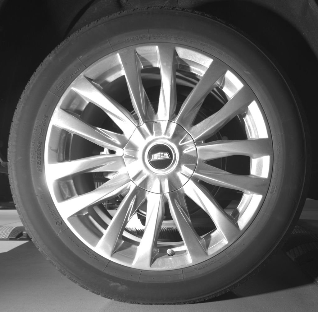 Certified 2024 Cadillac Escalade ESV Premium Luxury AWD/4WD image 11