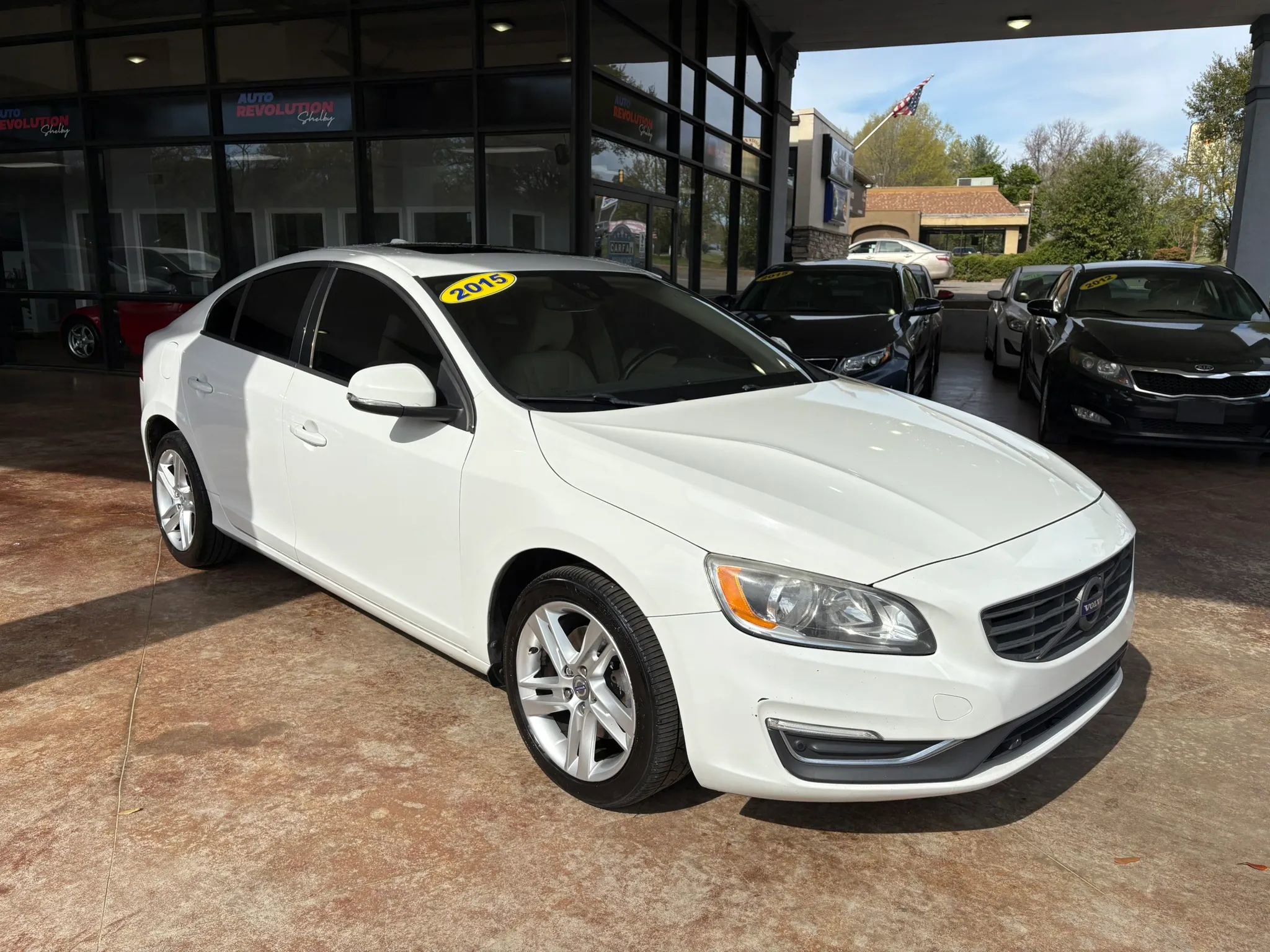 Used 2015 Volvo S60 T5 Premier FWD image 1