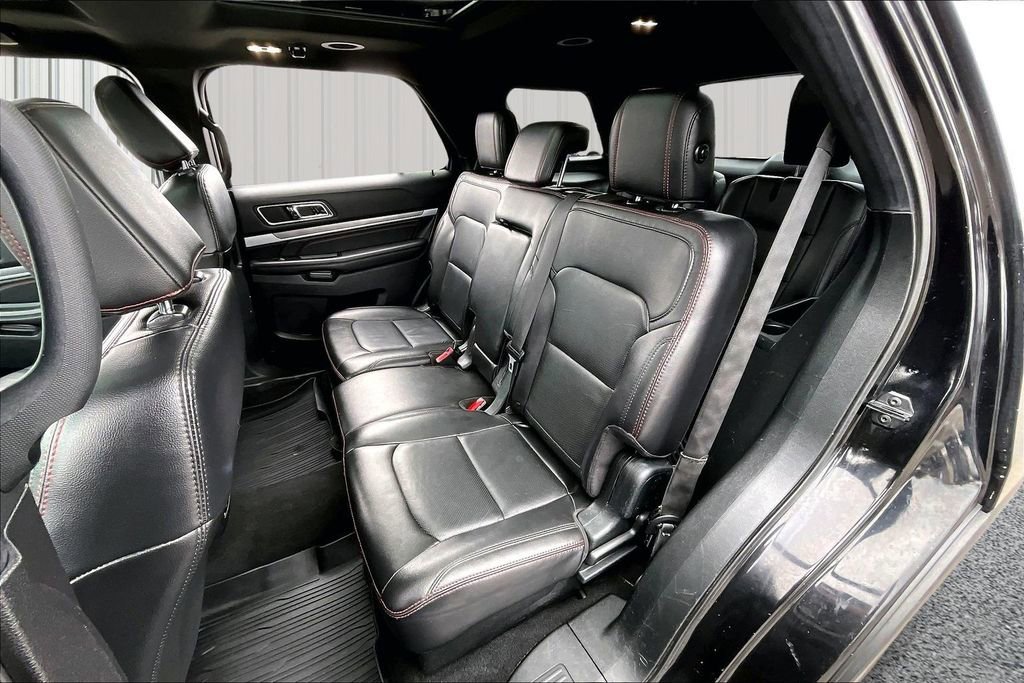 Used 2018 Ford Explorer Sport image 22