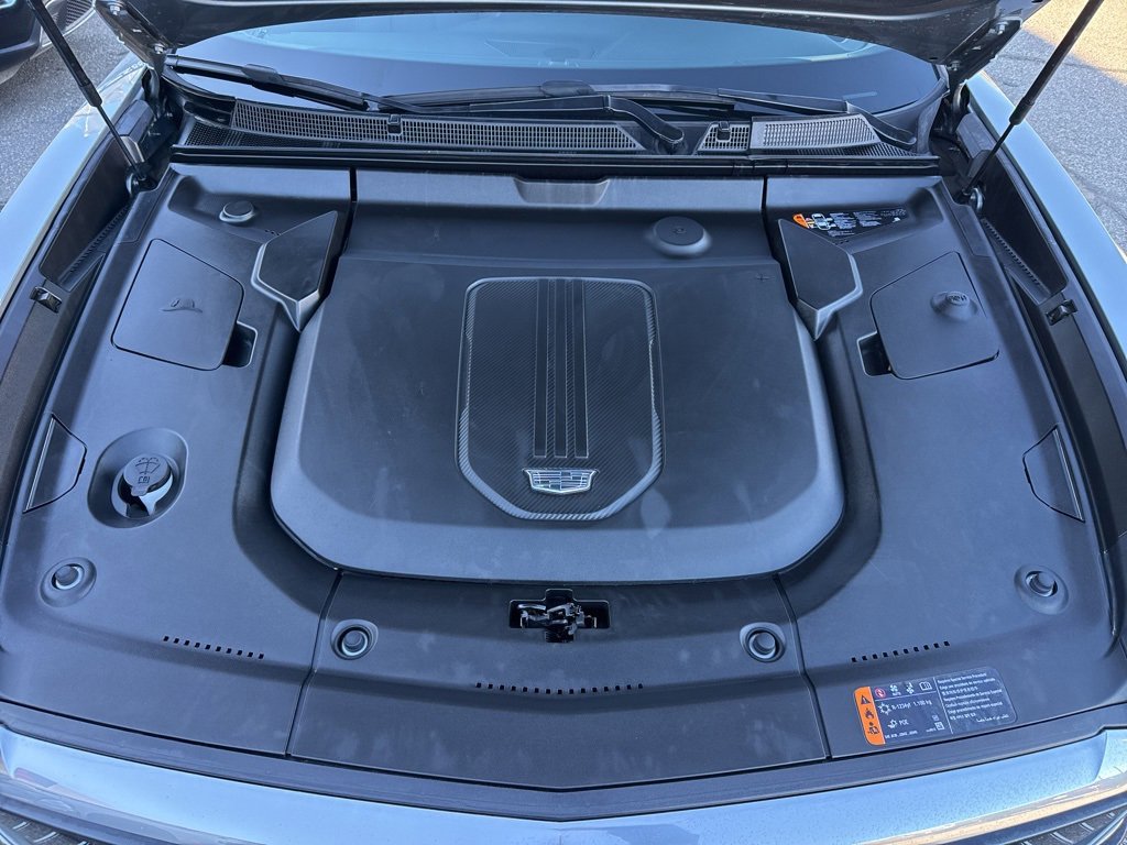 Used 2024 Cadillac Lyriq Luxury w/ LPO, Floor Liner Package image 36