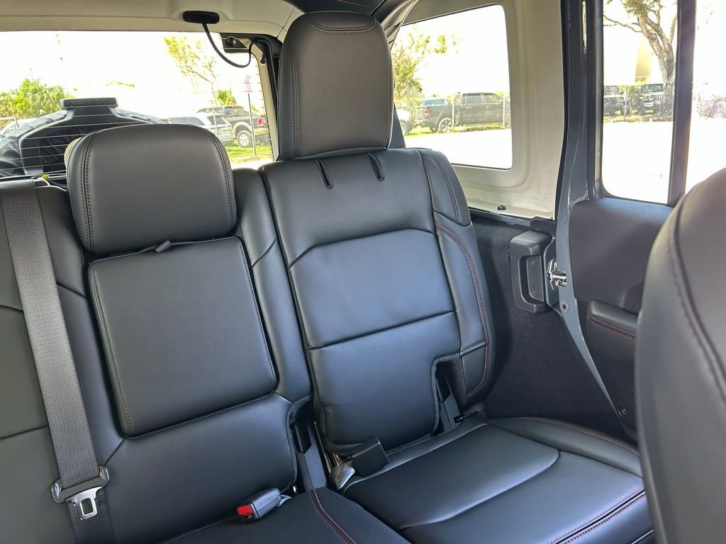 New 2026 Jeep Wrangler Unlimited Rubicon image 15