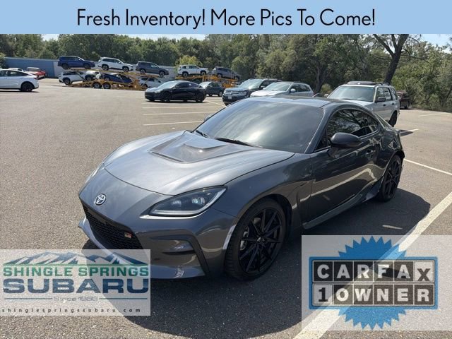 Used 2025 Toyota GR86 Premium RWD image 2