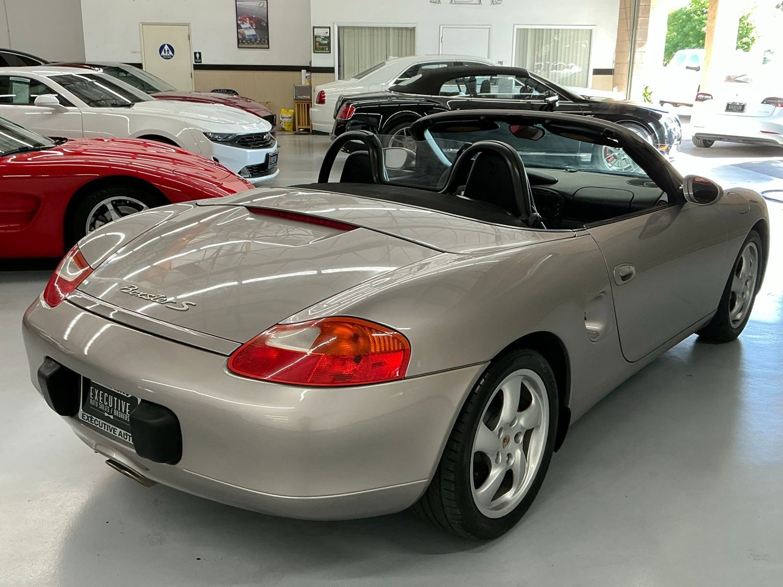 Used 2002 Porsche Boxster S image 3