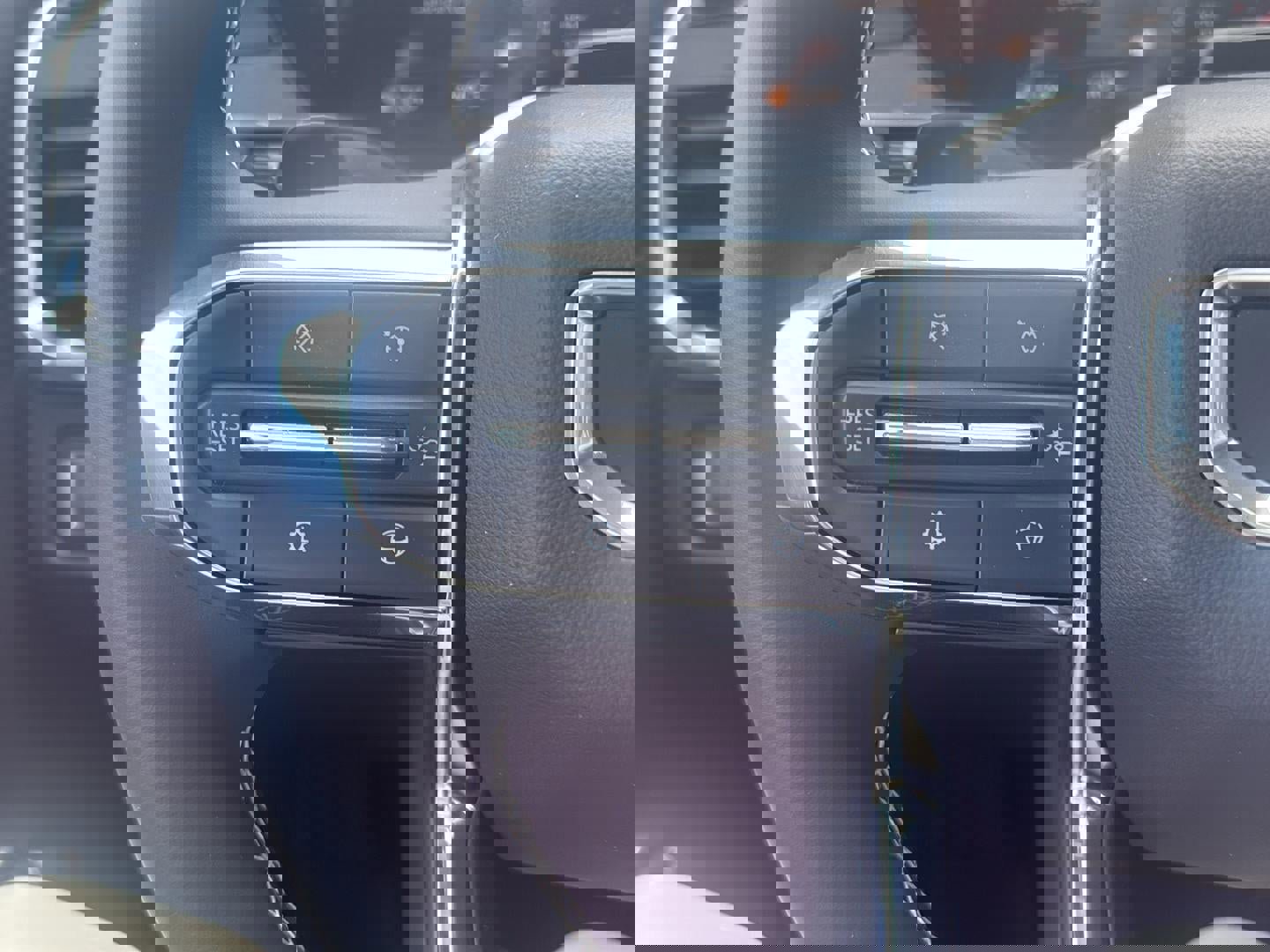 New 2026 GMC Acadia Denali w/ Super Cruise Package image 22