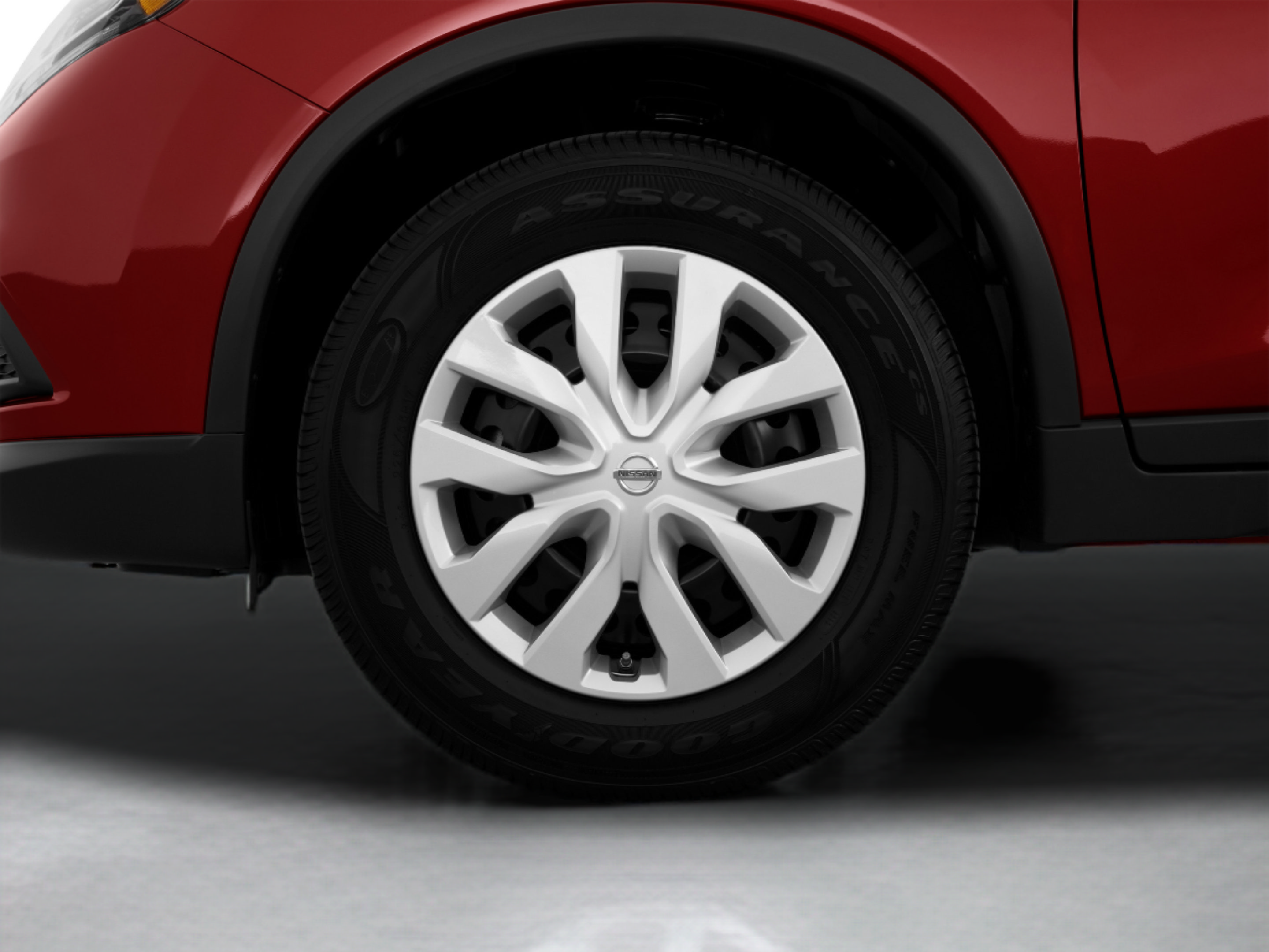 Used 2014 Nissan Rogue S FWD image 52