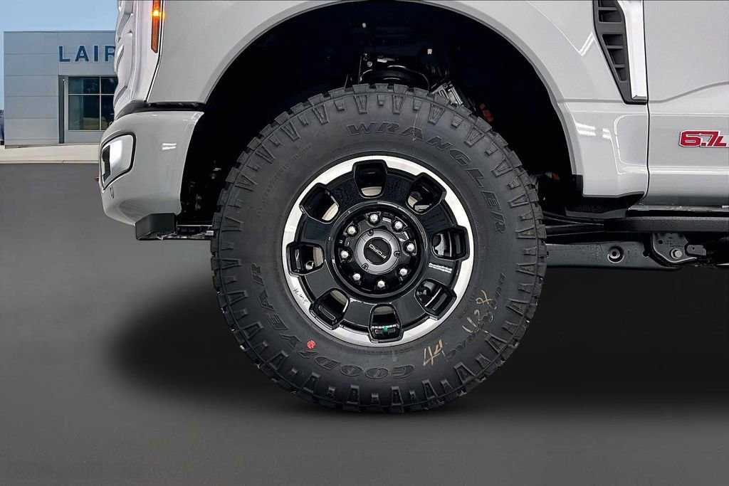 New 2026 Ford F250 Platinum AWD/4WD image 13