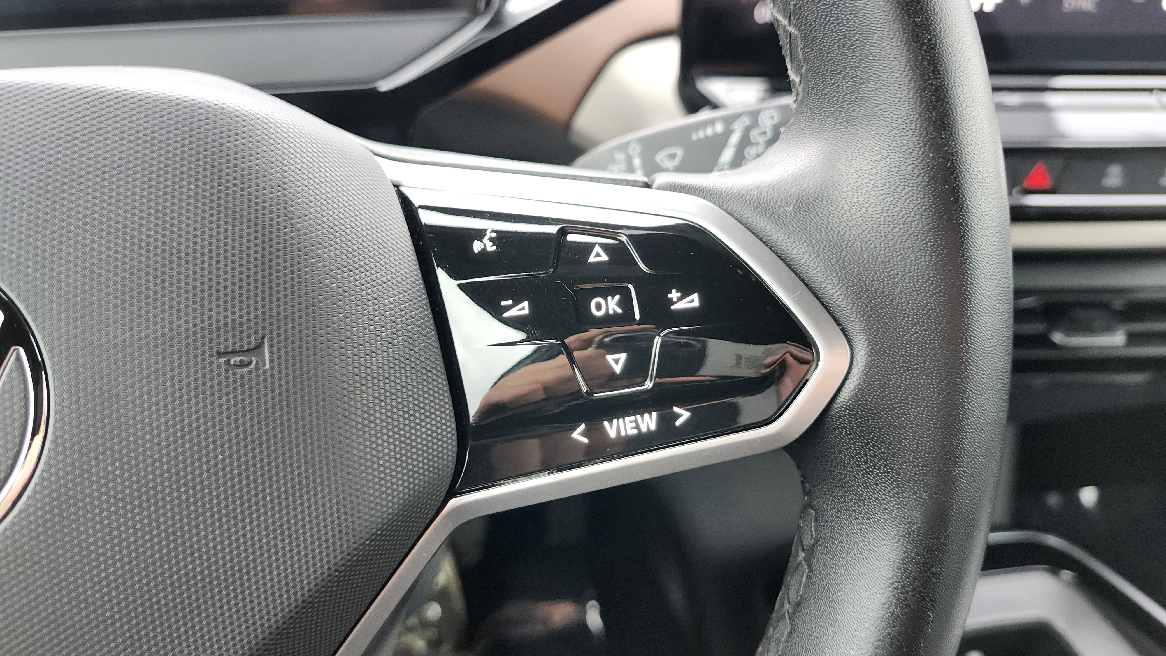 Used 2023 Volkswagen ID.4 Pro image 30