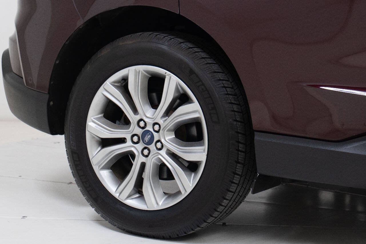 Used 2019 Ford Edge Titanium w/ Equipment Group 301A FWD image 85