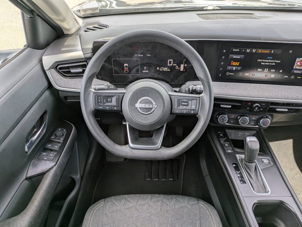 Certified 2025 Nissan Kicks SV w/ Charging Package AWD/4WD image 17