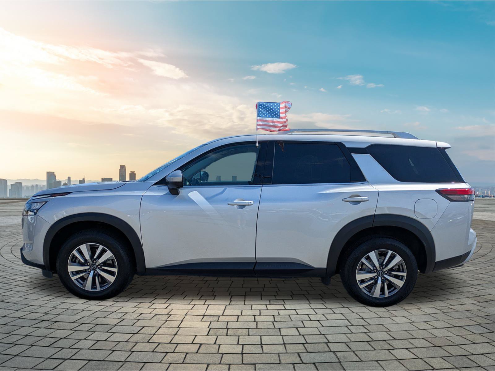 Certified 2025 Nissan Pathfinder SL FWD image 8