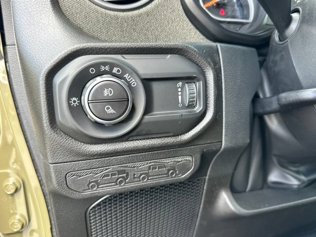 New 2026 Jeep Gladiator Willys AWD/4WD image 18