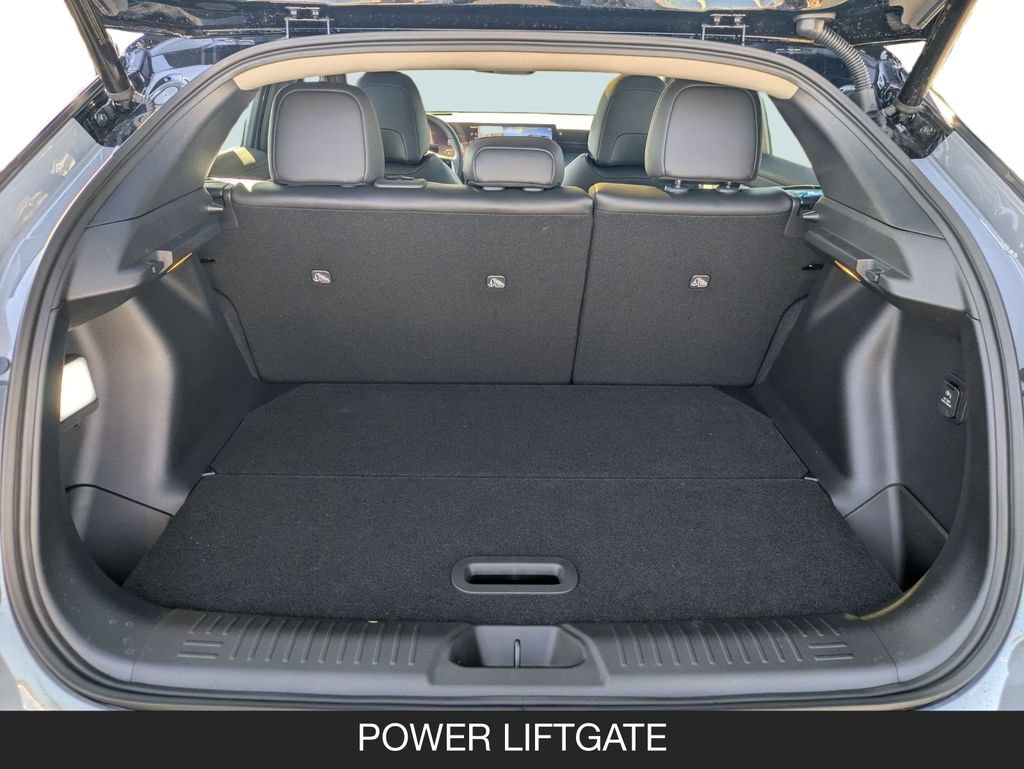 New 2026 Nissan Leaf Platinum+ w/ Cargo Package (Platinum+) FWD image 21