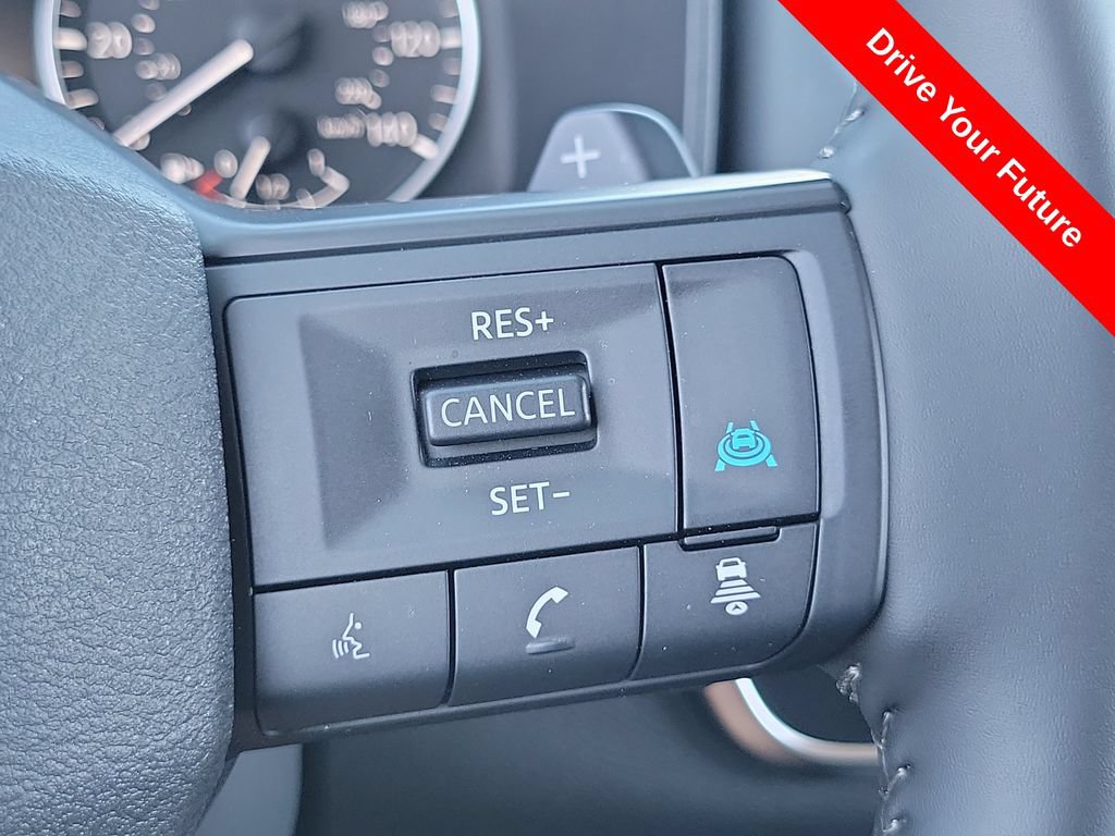 Used 2026 Nissan Rogue SV FWD image 6